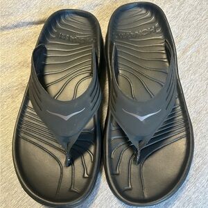 NWOT Hoka Men’s Ora Recovery Flip